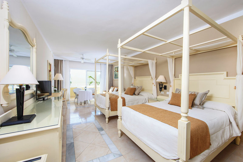 Bahia Principe Grand El Portillo 15