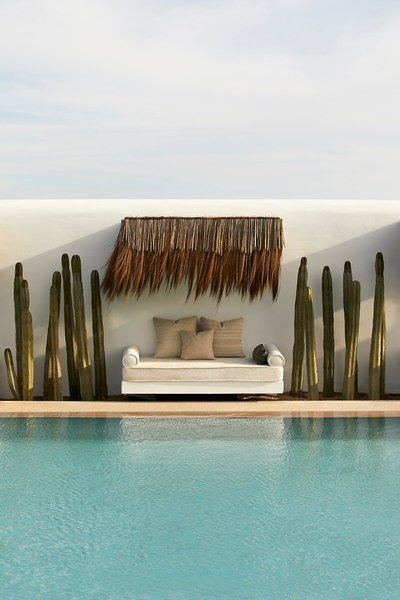 Myconian Panoptis Escape 13