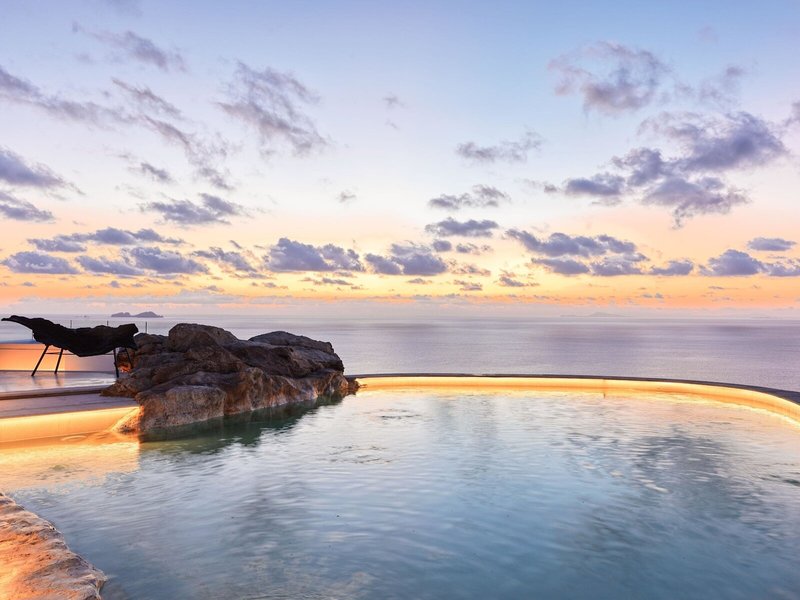 Myconian Panoptis Escape 25