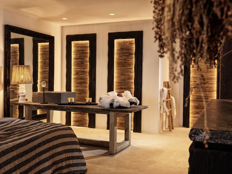 Myconian Panoptis Escape 41