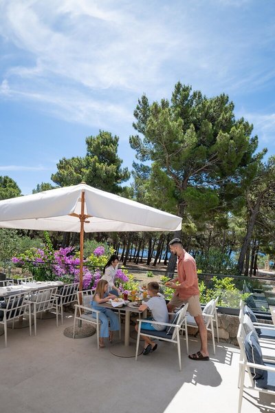 Bluesun Grand Hotel Elaphusa 39