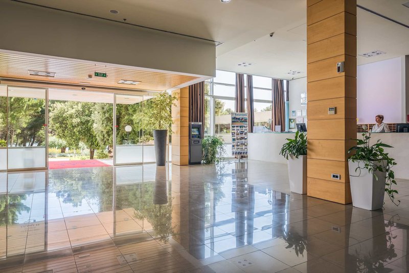 Bluesun Grand Hotel Elaphusa 22