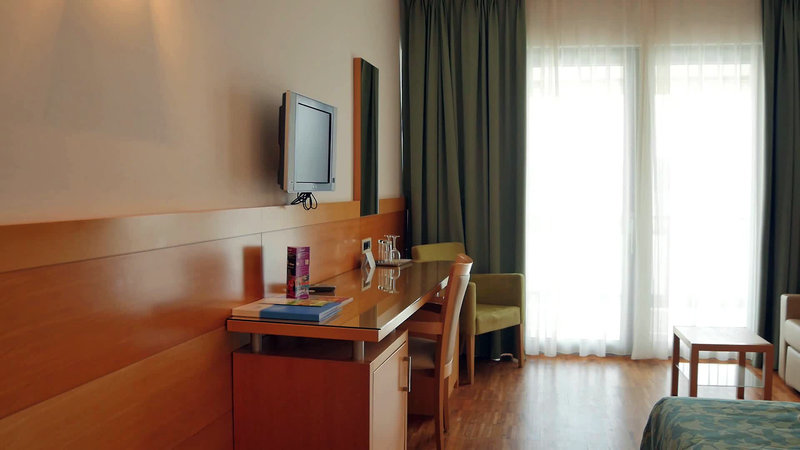 Bluesun Hotel Elaphusa 15