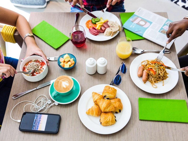 ibis Styles Dubai Airport 13