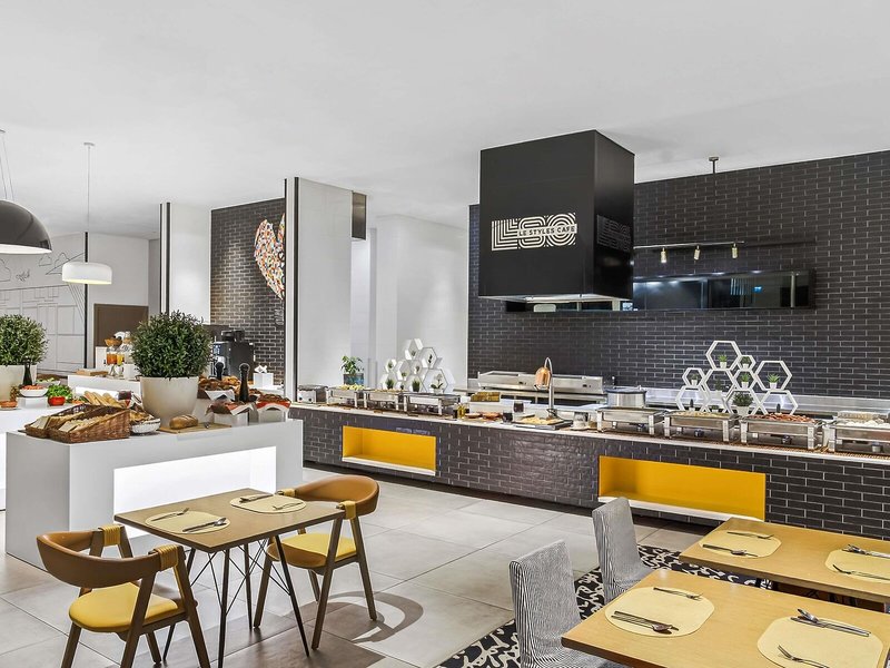 ibis Styles Dubai Airport 19