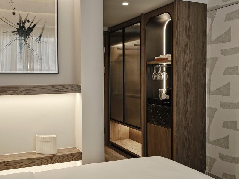 Electra Athens 27