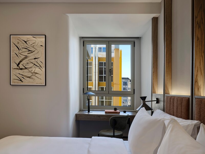 Electra Athens 33
