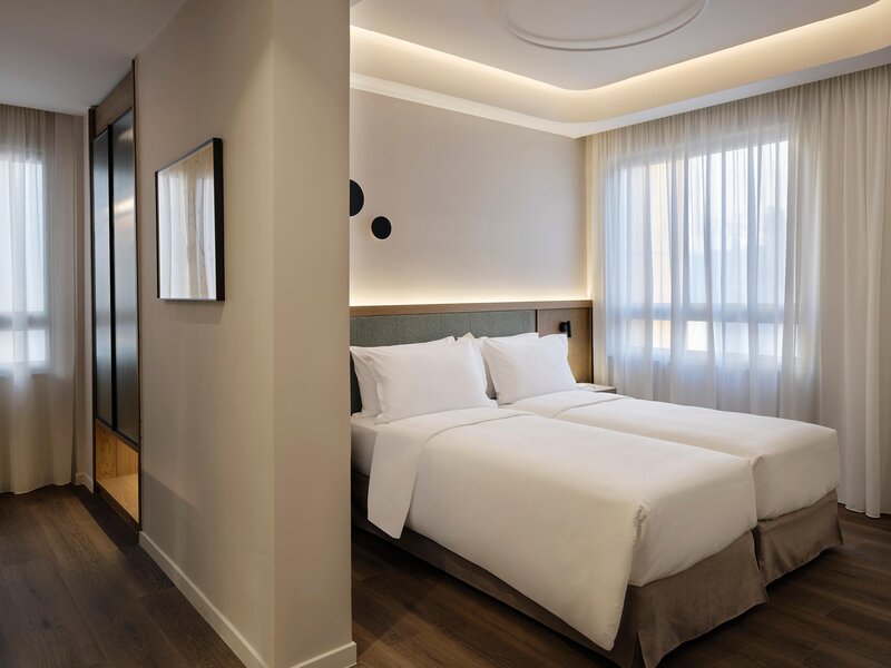 Electra Athens 35