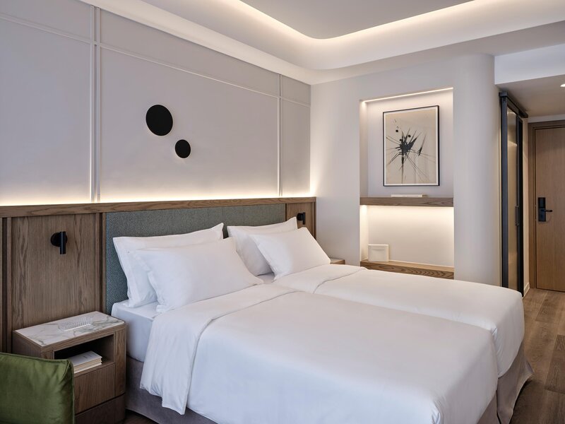 Electra Athens 44
