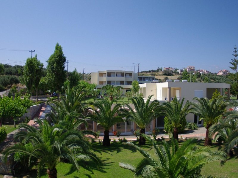 Eleftheria Aghia Marina 1 - Exterior