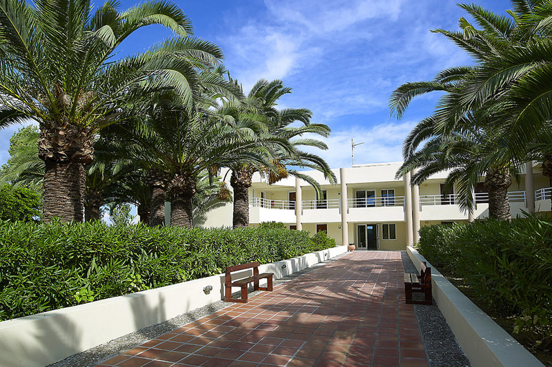 Hotel Eleftheria 13