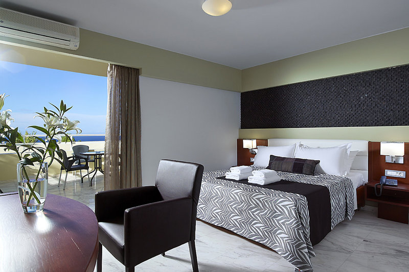 Hotel Eleftheria 16
