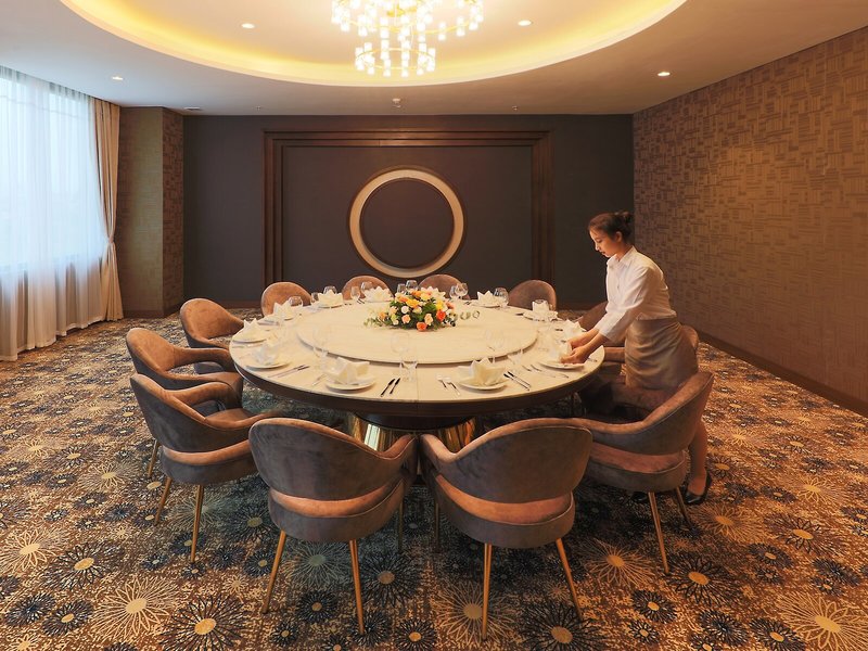 Grand Vista Hanoi Hotel 12