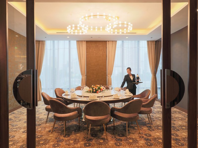 Grand Vista Hanoi Hotel 15