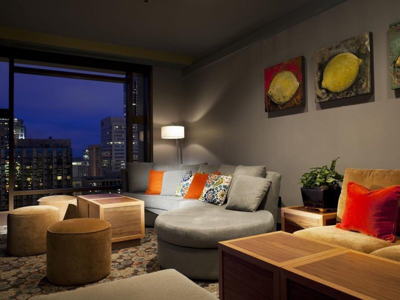 Renaissance Seattle 35