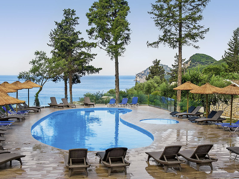 Blue Princess Beach Hotel & Suites 6