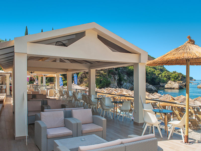 Blue Princess Beach Hotel & Suites 7