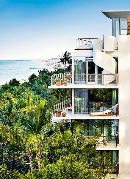 The Miami Beach EDITION 7