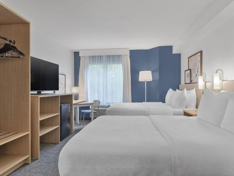 Spark by Hilton Orlando near SeaWorld 15