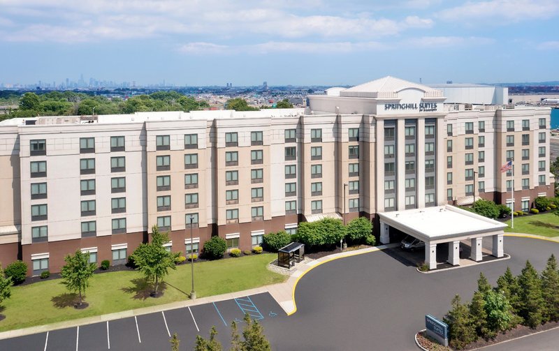 SpringHill Suites by Marriott Newark Liberty International Airport