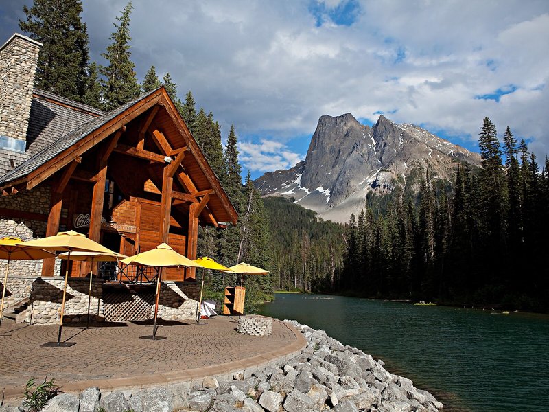 Emerald Lake Lodge 3