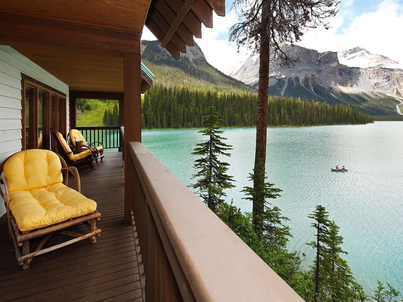 Emerald Lake Lodge 5