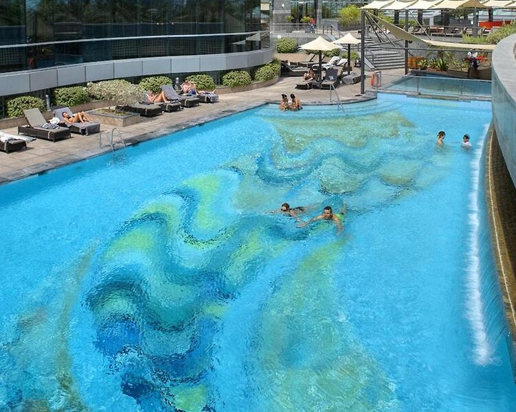 Jumeirah Emirates Towers 9