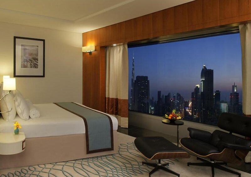 Jumeirah Emirates Towers 14