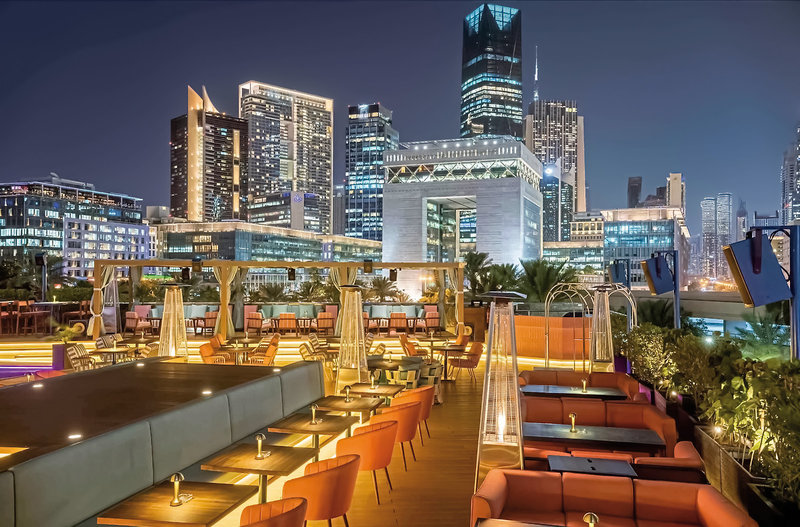 Jumeirah Emirates Towers 17 - Terrace