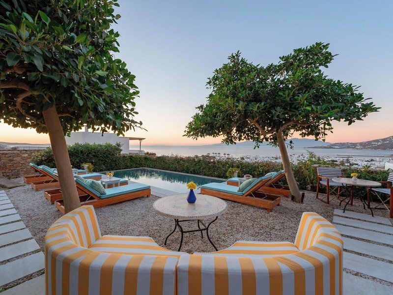 Belvedere Mykonos Hilltop Rooms & Suites 10