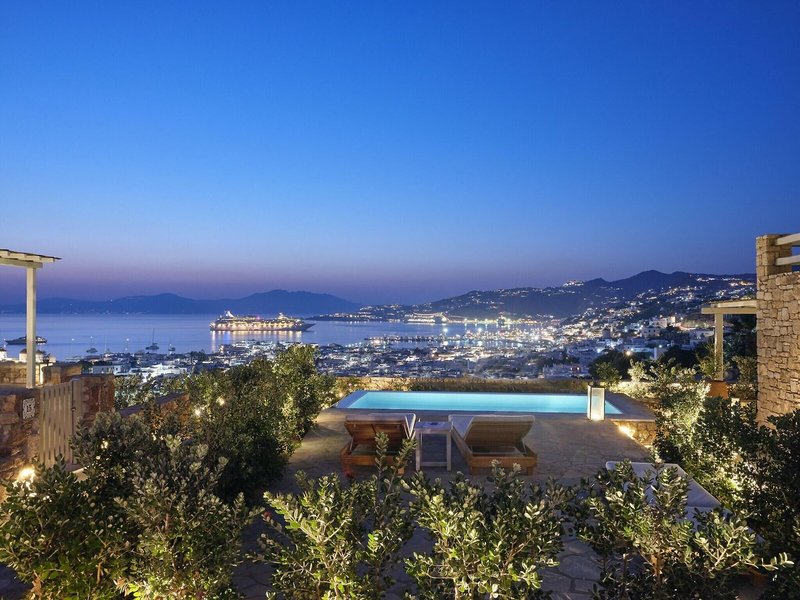 Belvedere Mykonos Hilltop Rooms & Suites 16