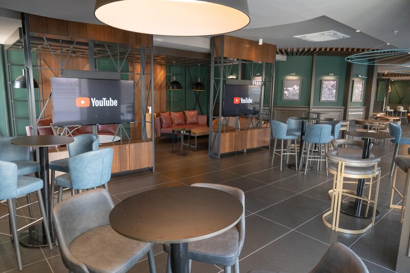 Maxeria Blue Didyma 111