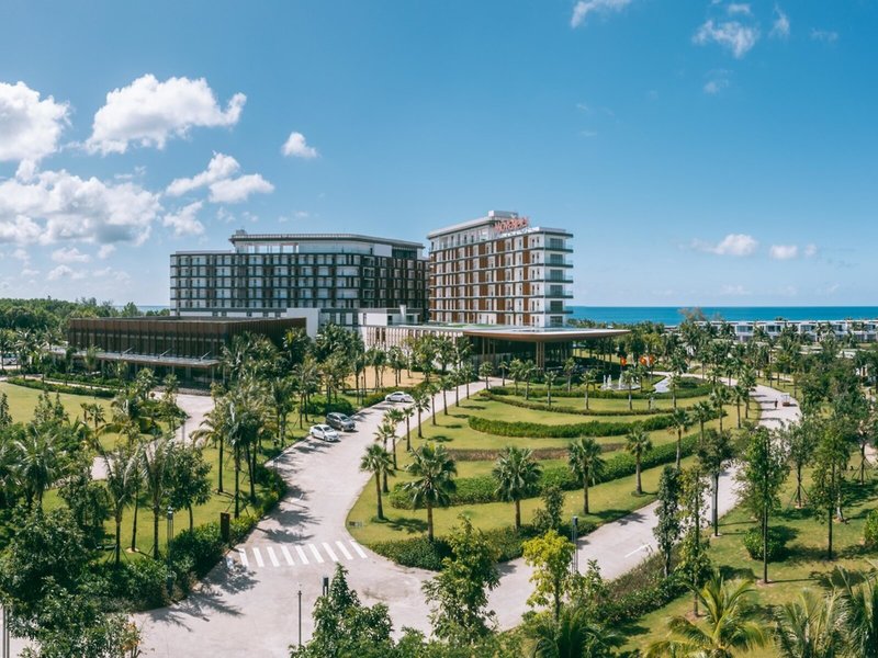 Mövenpick Resort Waverly Phu Quoc 9