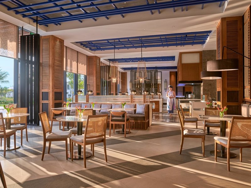 Mövenpick Resort Waverly Phu Quoc 22