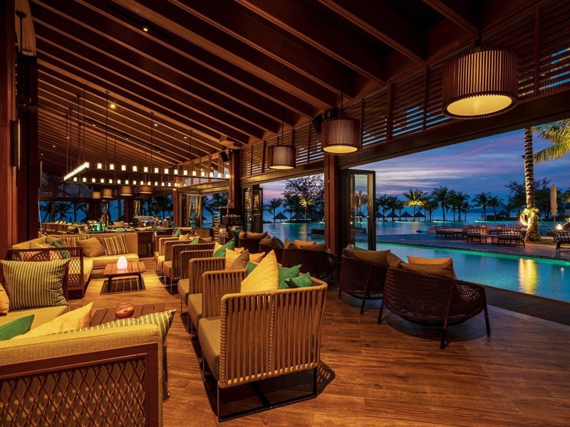 Mövenpick Resort Waverly Phu Quoc 27