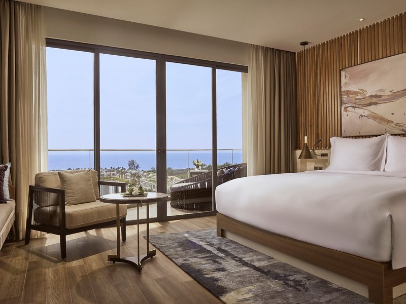 Mövenpick Resort Waverly Phu Quoc 42