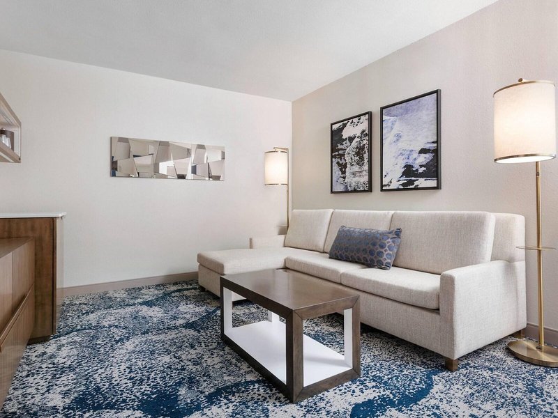 Delta Hotels by Marriott Virginia Beach Waterfront 28