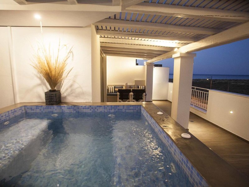 Evilion Sea & Sun Hotel 5