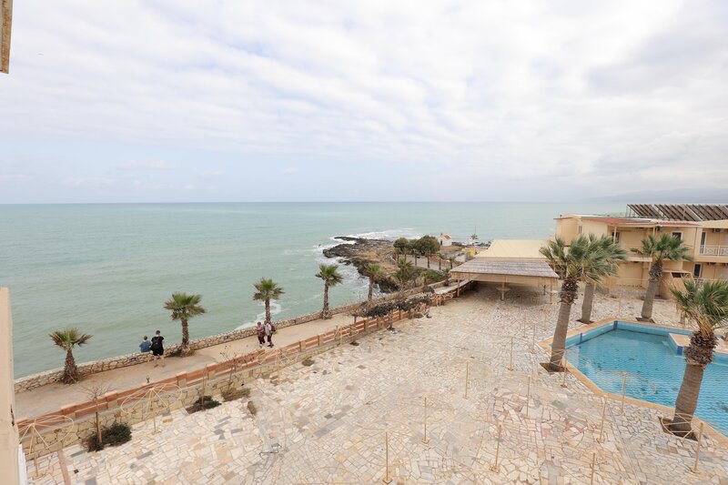 Eri Beach 6