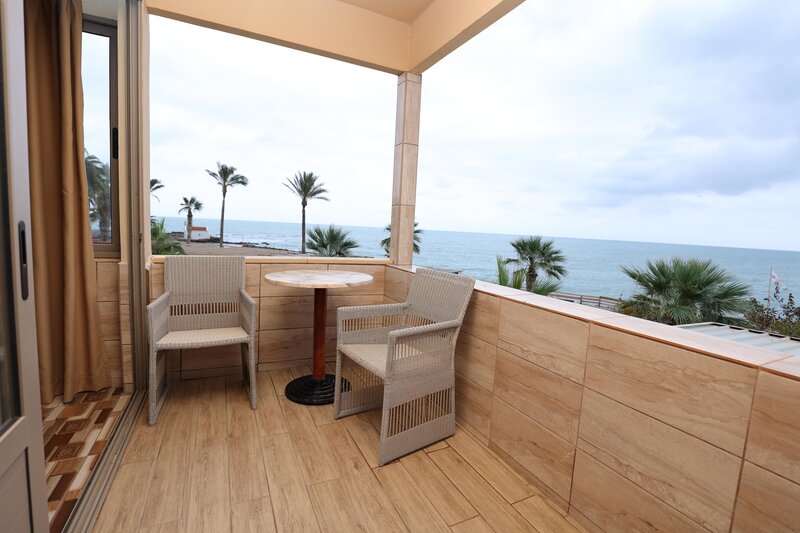 Eri Beach 12