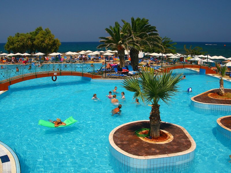 Eri Beach 1