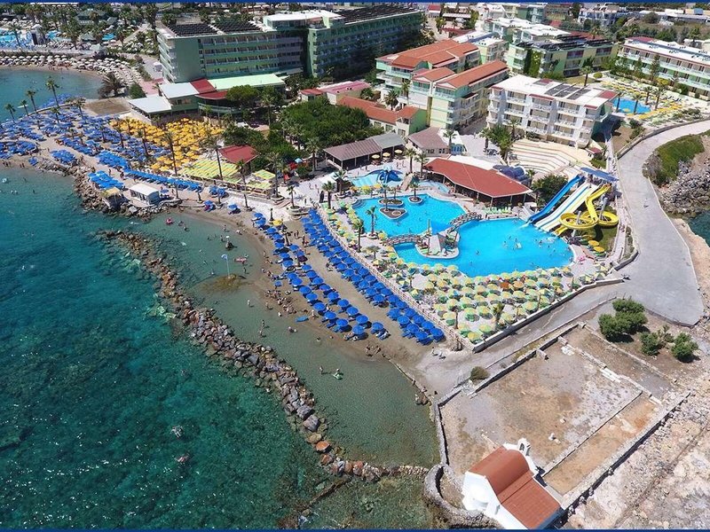 Eri Beach 9