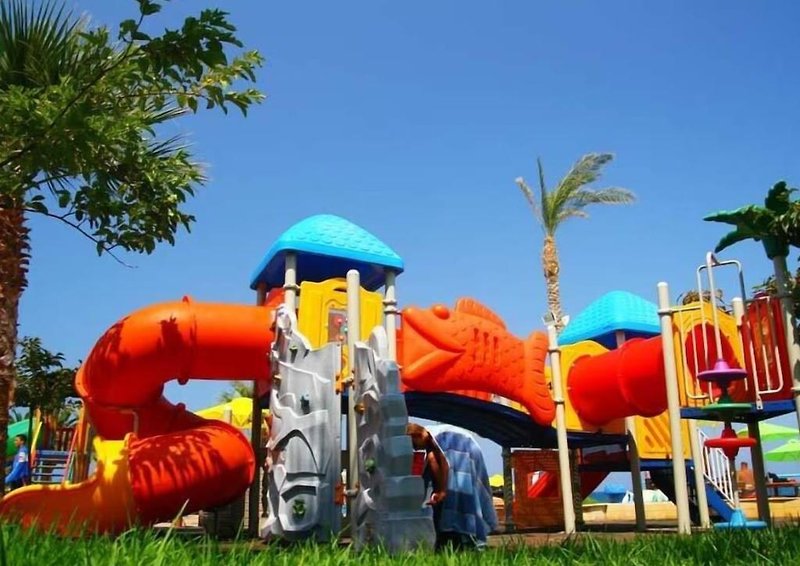 Eri Beach 3