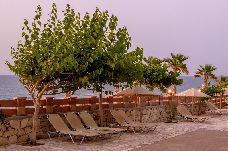 Eri Beach 14