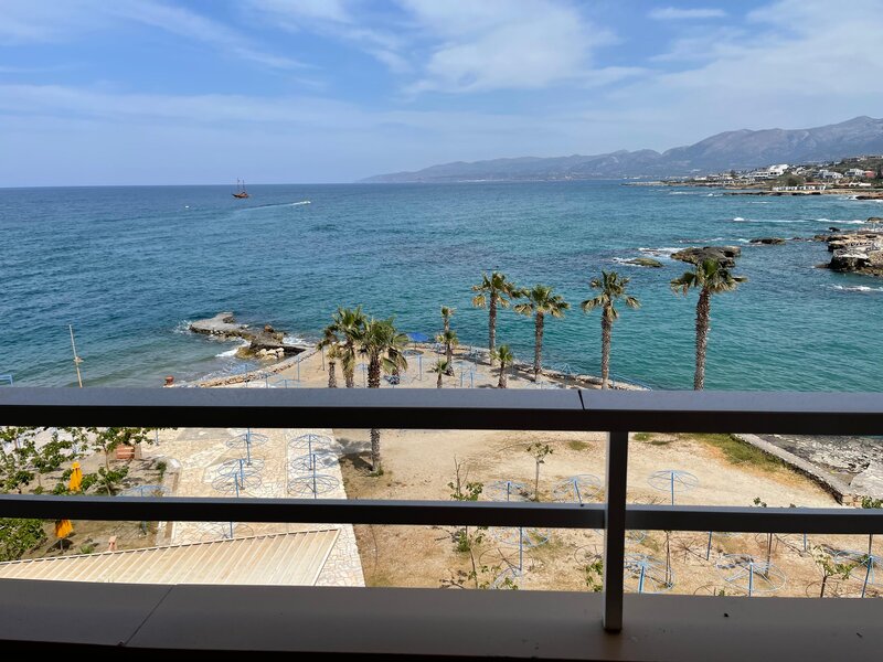 Eri Beach 27