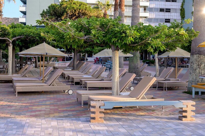 Eri Beach 62