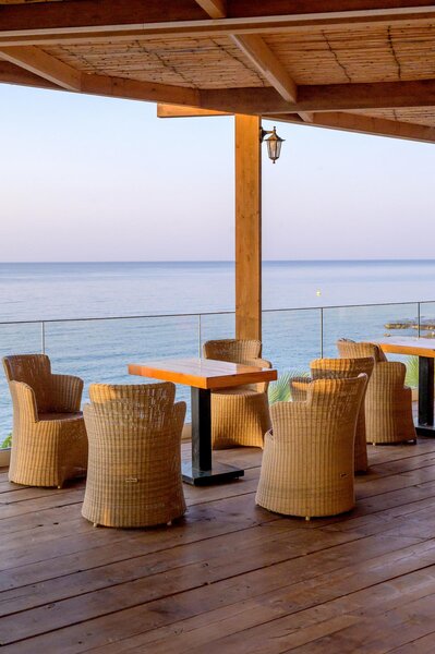 Eri Beach 87