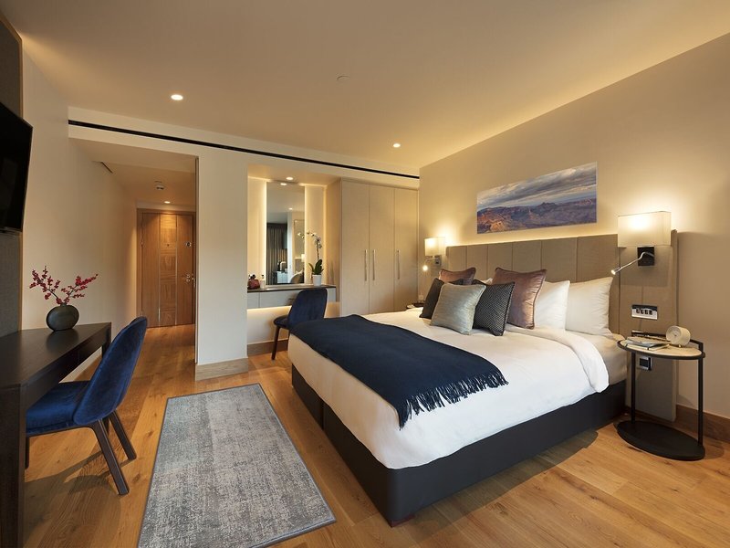 Tower Suites 23
