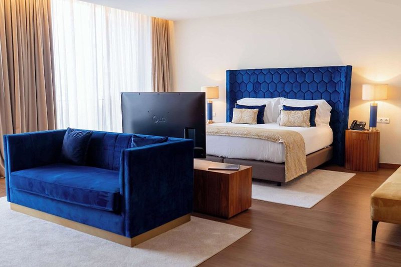 Boeira Garden Hotel Porto Gaia, Curio Collection by Hilton 5