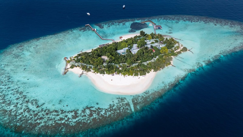 Eriyadu Island Resort 1